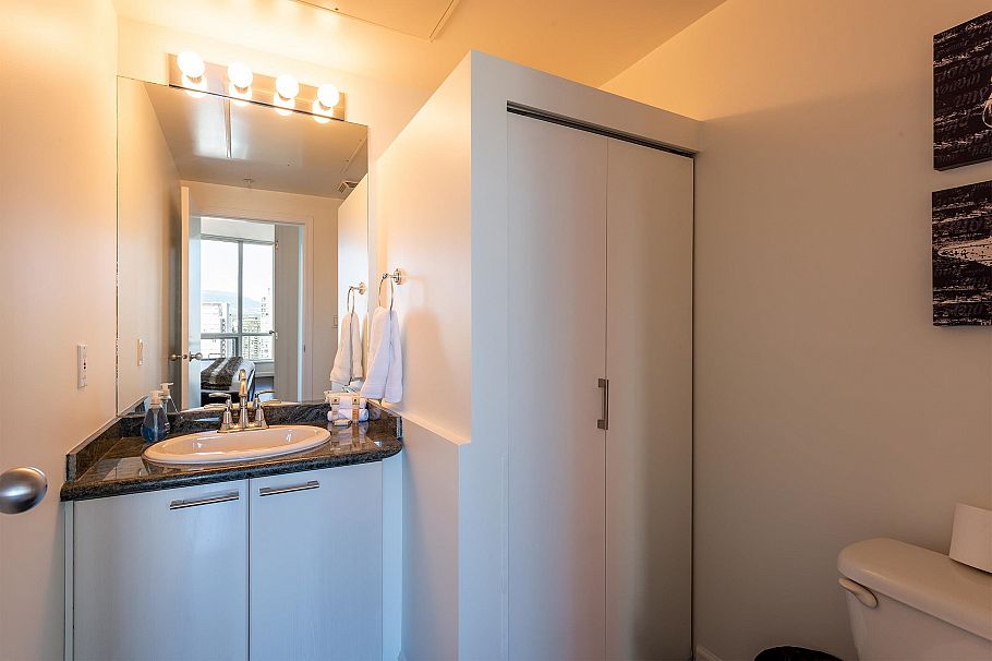 2902 1166 Melville Street Vancouver, BC - 13