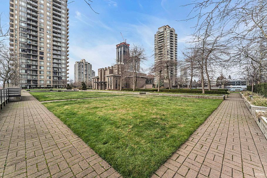 2202 2355 Madison Avenue Burnaby, BC - 28