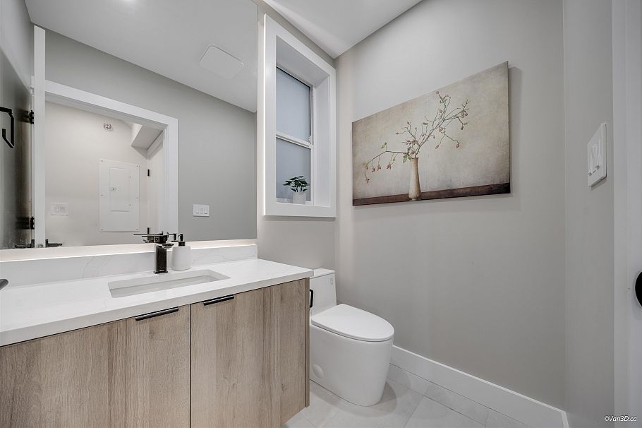 2558 William Street Vancouver, BC - 9