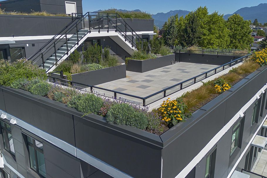 306 3264 Vanness Avenue Vancouver, BC - 31