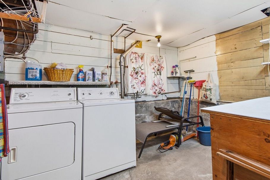 2076 Turner Street Vancouver, BC - 16