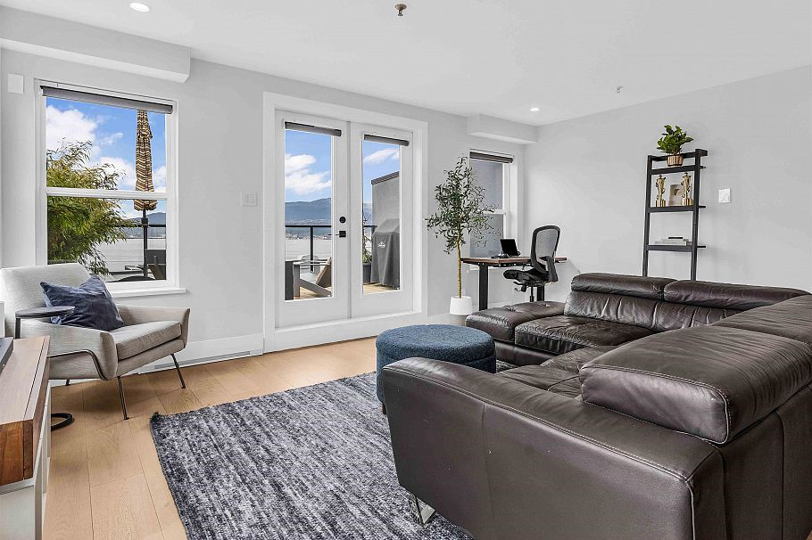 2168 Wall Street Vancouver, BC - 23