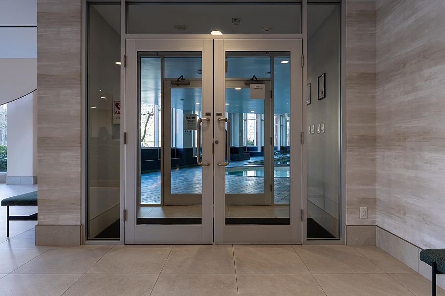 1605 193 Aquarius Mews Vancouver, BC - 25