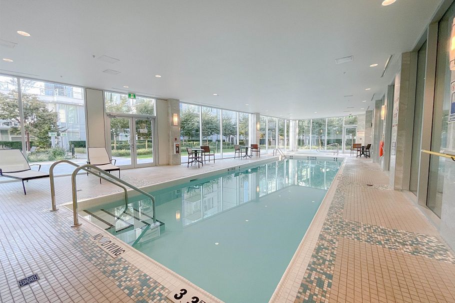 PH 1705 8677 Capstan Way Richmond, BC - 39