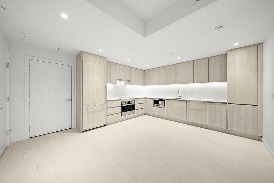 406 4928 Quebec Street Vancouver, BC - 1
