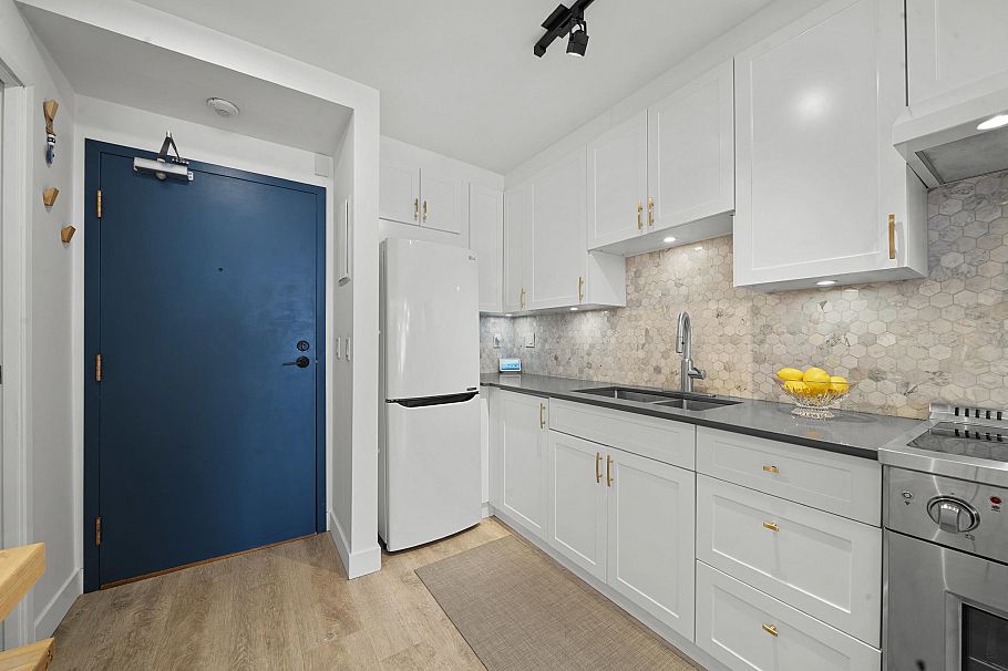 109 2125 York Avenue Vancouver, BC - 10