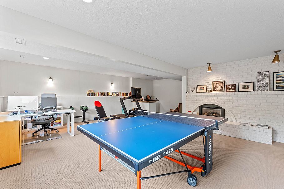 8 Halss Crescent Vancouver, BC - 14