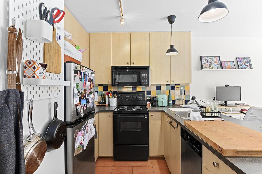 1105 819 Hamilton Street Vancouver, BC - 5