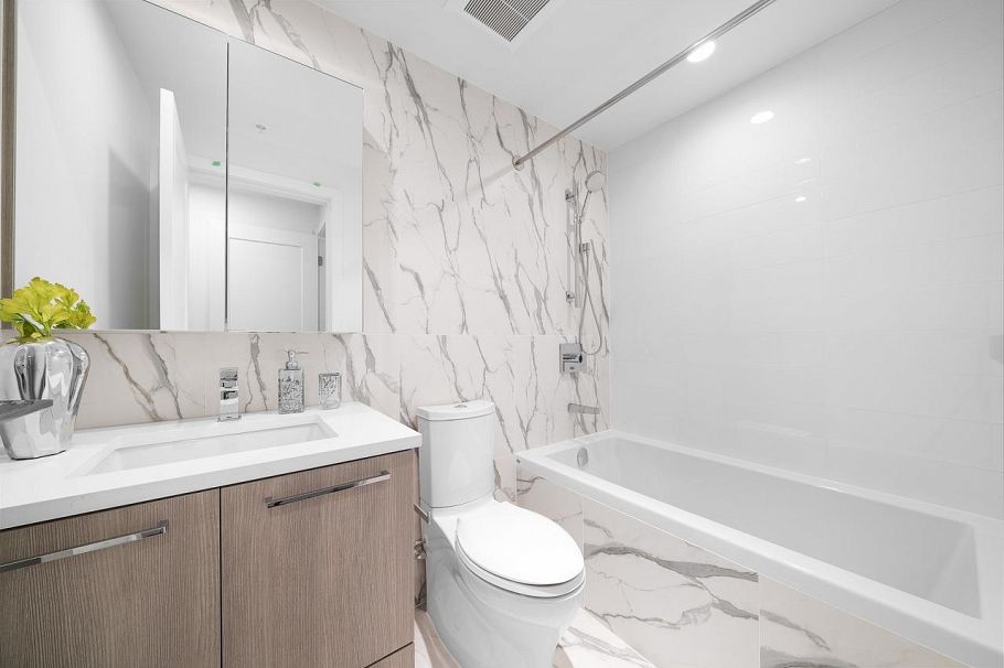 806 3280 Corvette Way Richmond, BC - 13