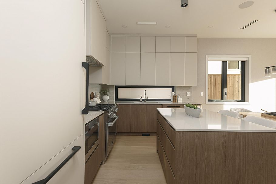 1 2637 W 12th Avenue Vancouver, BC - 8