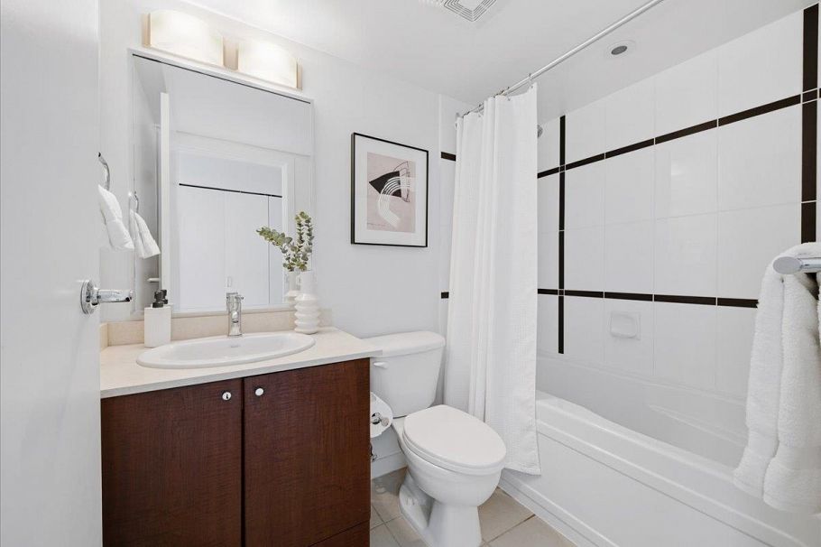 2807 610 Granville Street Vancouver, BC - 12