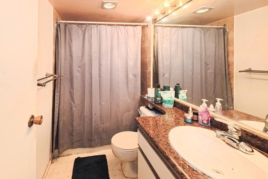 408 1476 W 10th Avenue Vancouver, BC - 5