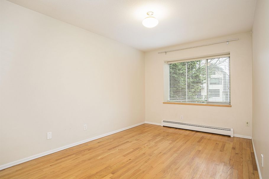 2945 W 12th Avenue Vancouver, BC - 9