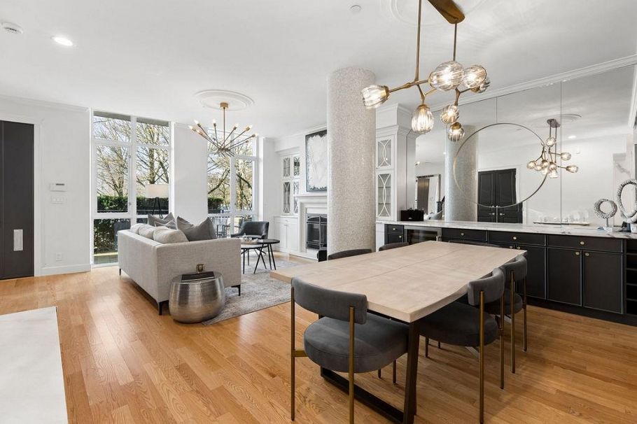 471 Beach Crescent Vancouver, BC - 2