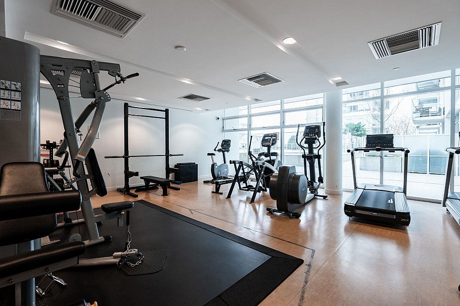 1801 4638 Gladstone Street Vancouver, BC - 32