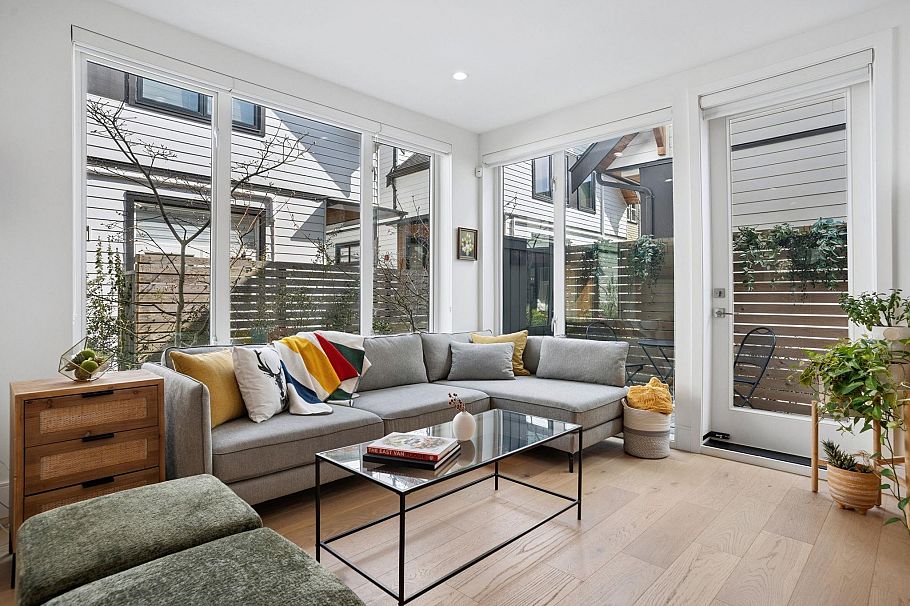 4419 Welwyn Street Vancouver, BC - 2