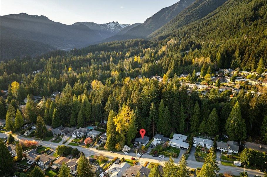 868 Prospect Avenue North Vancouver, BC - 6