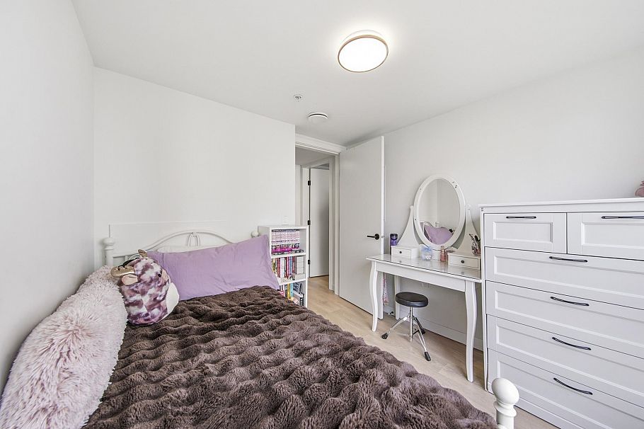 356 555 E 2nd Street North Vancouver, BC - 18