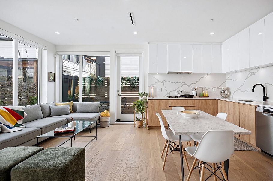 4419 Welwyn Street Vancouver, BC - 3