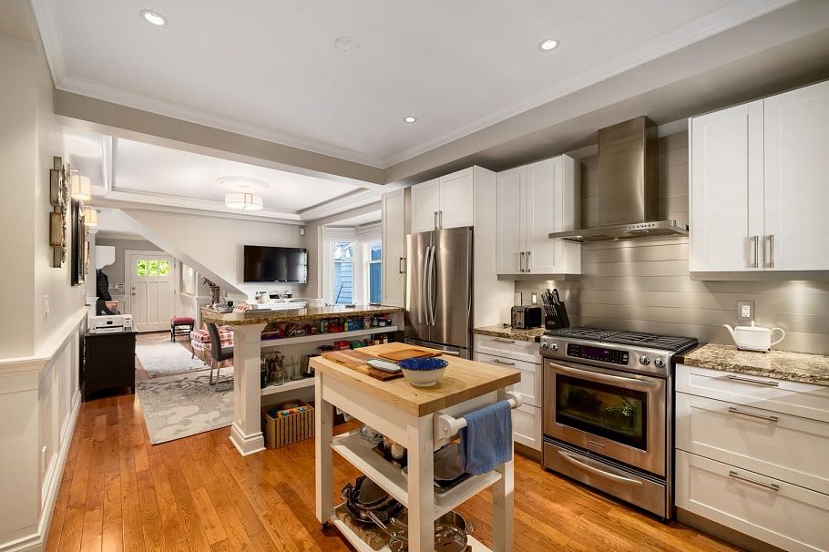 3240 W 1st Avenue Vancouver, BC - 26