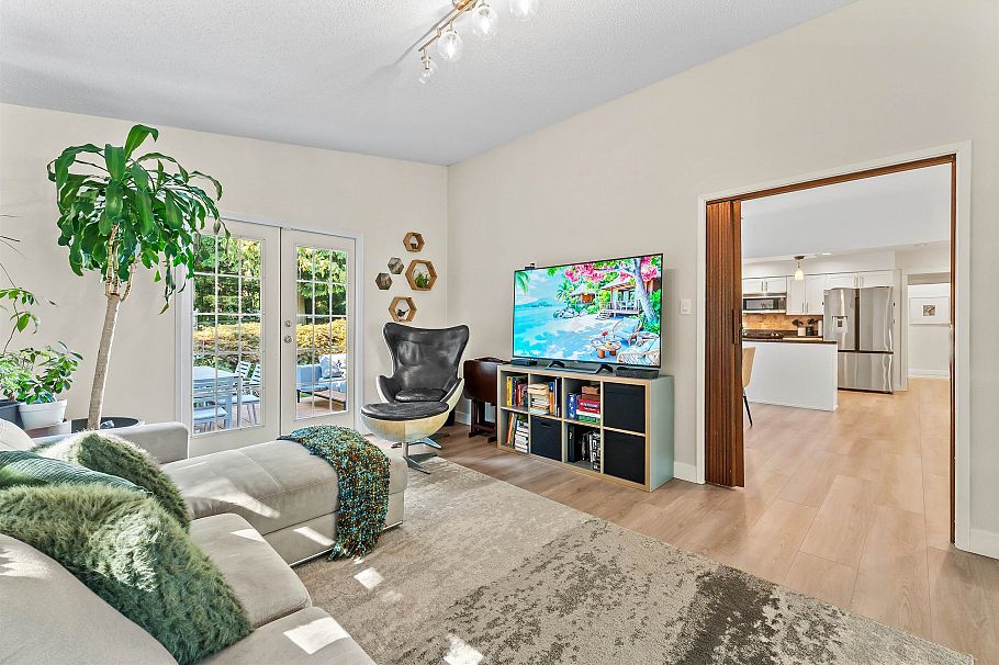 8 Halss Crescent Vancouver, BC - 4