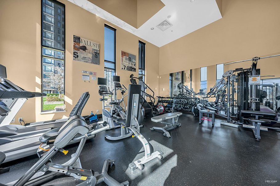 2202 2355 Madison Avenue Burnaby, BC - 22