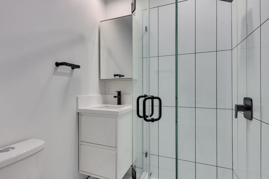 307 2255 York Avenue Vancouver, BC - 18