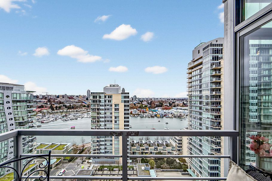 2006 1483 Homer Street Vancouver, BC - 32