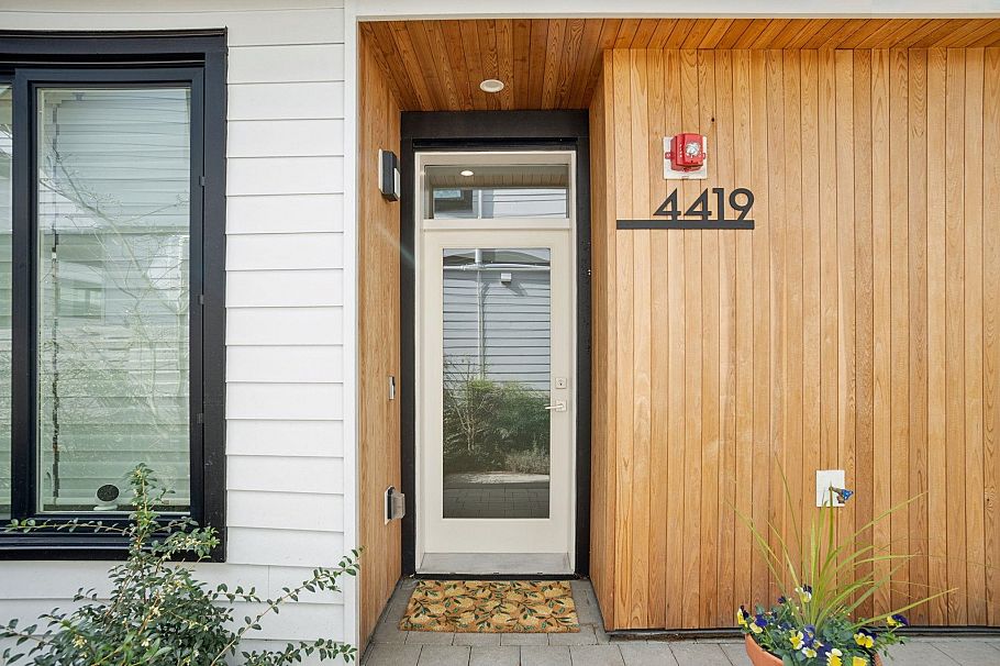 4419 Welwyn Street Vancouver, BC - 19