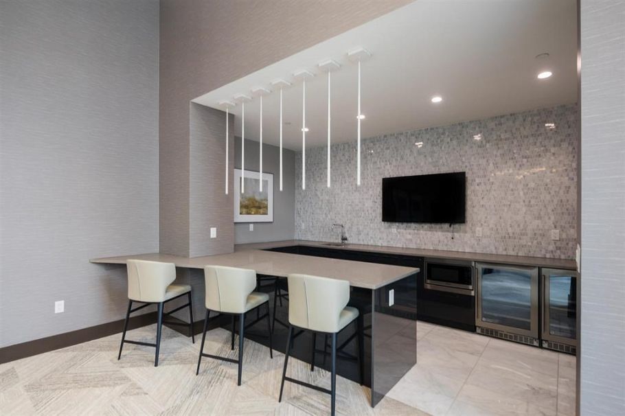 810 2388 Madison Avenue Burnaby, BC - 23