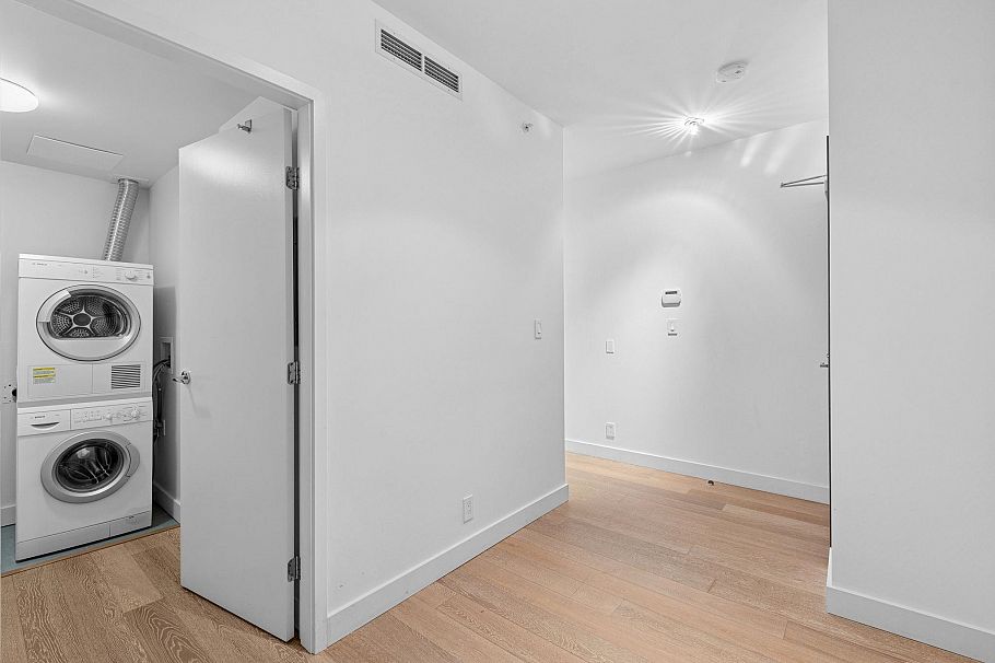 206 1477 W Pender Street Vancouver, BC - 15