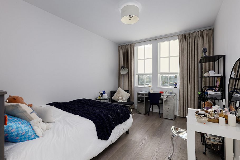 304 1009 Laurier Avenue Vancouver, BC - 18