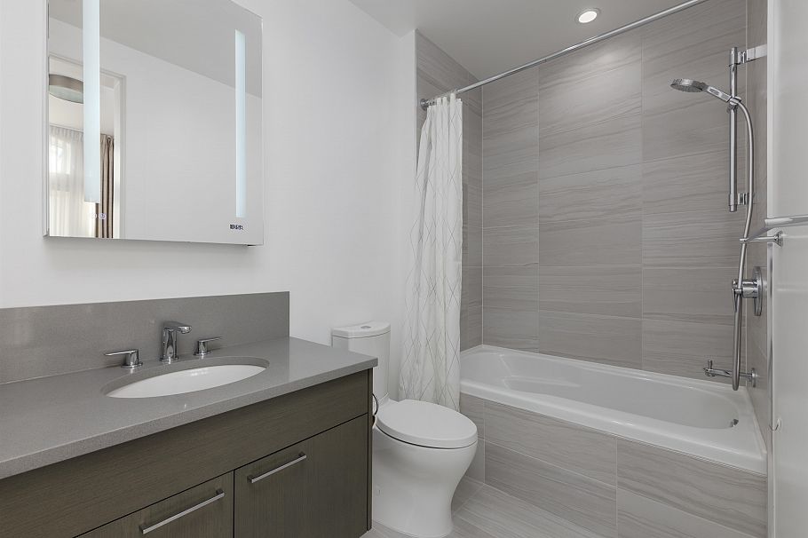 304 1009 Laurier Avenue Vancouver, BC - 22