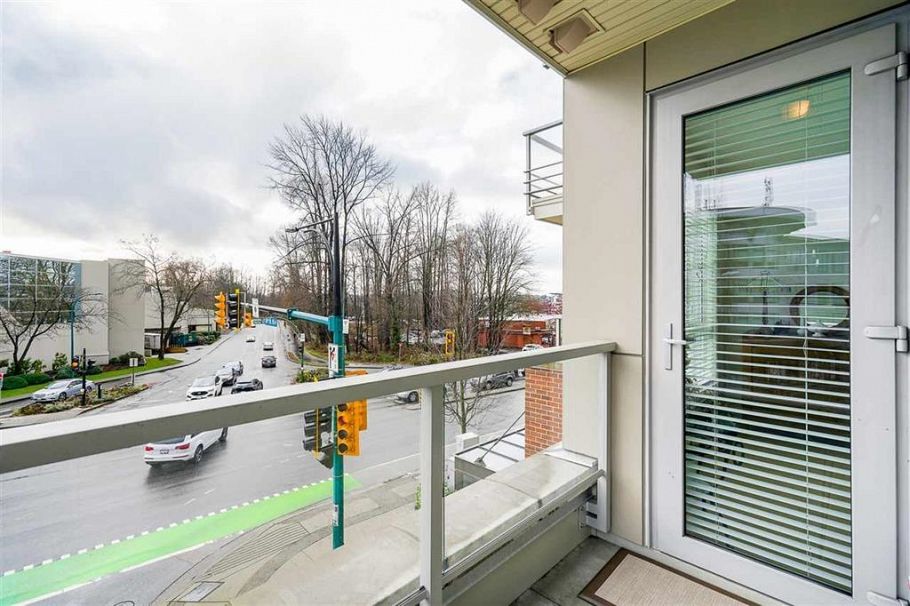 211 1621 Hamilton Avenue North Vancouver, BC - 11