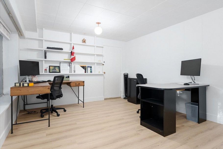 868 Prospect Avenue North Vancouver, BC - 30