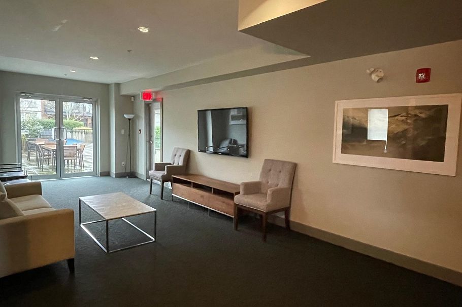 209 1182 W 16th Street North Vancouver, BC - 15