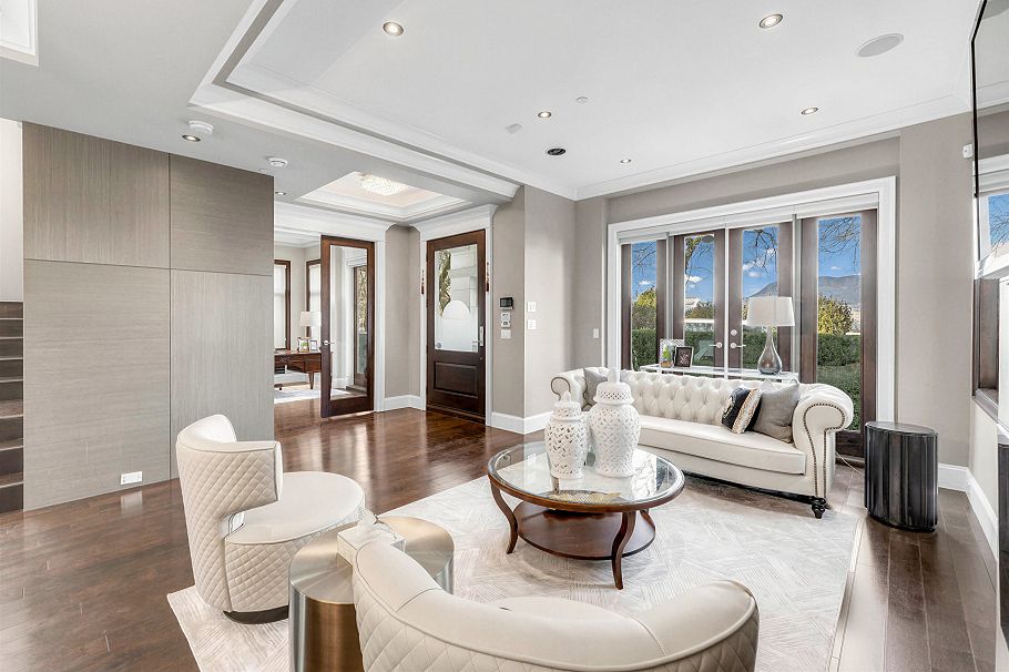 4320 W 8th Avenue Vancouver, BC - 3