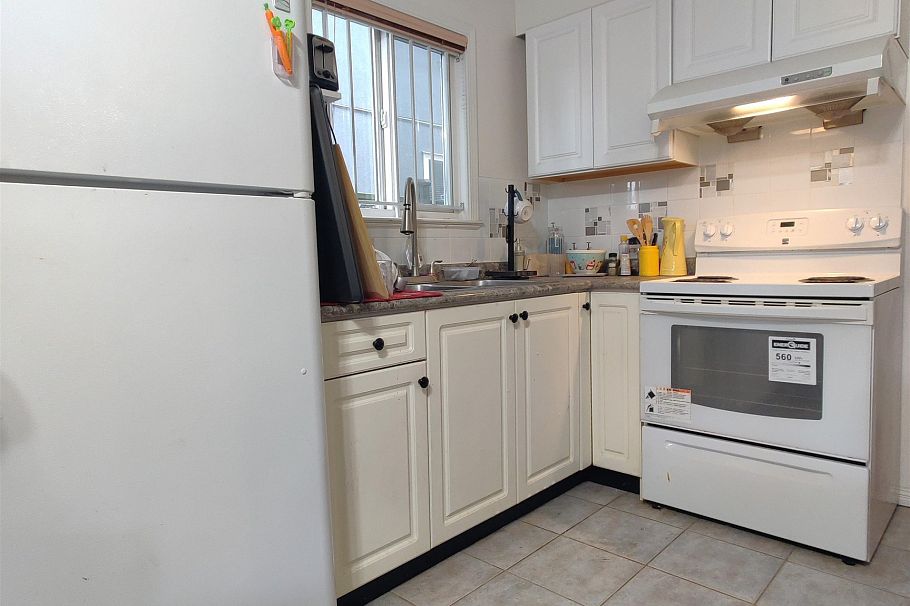 3461 William Street Vancouver, BC - 36