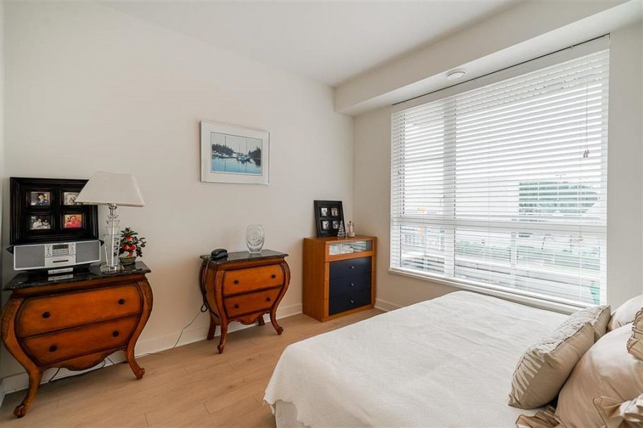 211 1621 Hamilton Avenue North Vancouver, BC - 14