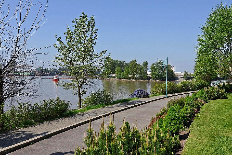 306 1820 E Kent Avenue South Vancouver, BC - 25