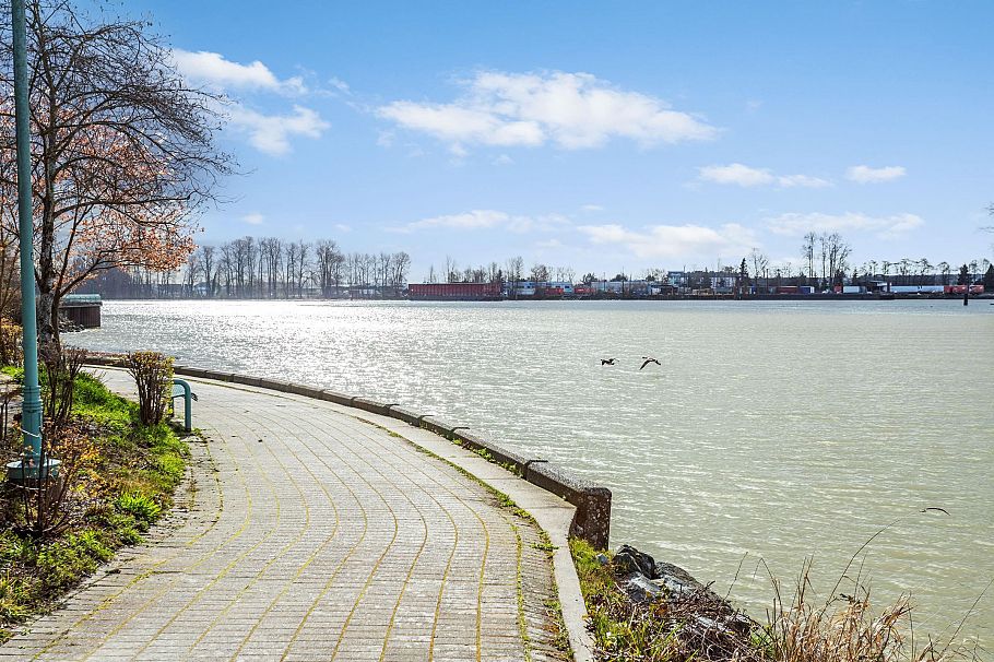 306 1820 E Kent Avenue South Vancouver, BC - 21