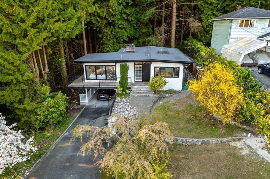 868 Prospect Avenue North Vancouver, BC - 3