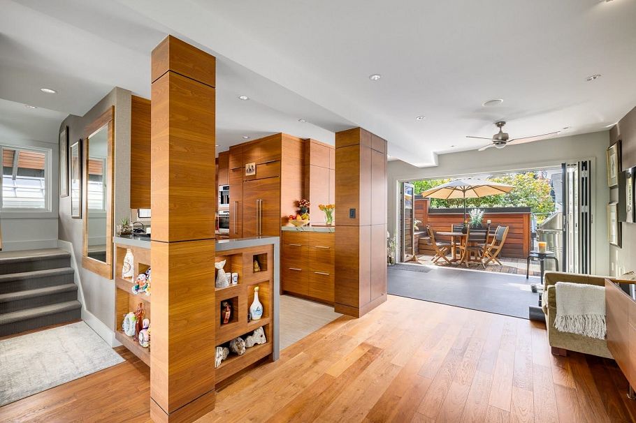 3240 W 1st Avenue Vancouver, BC - 12