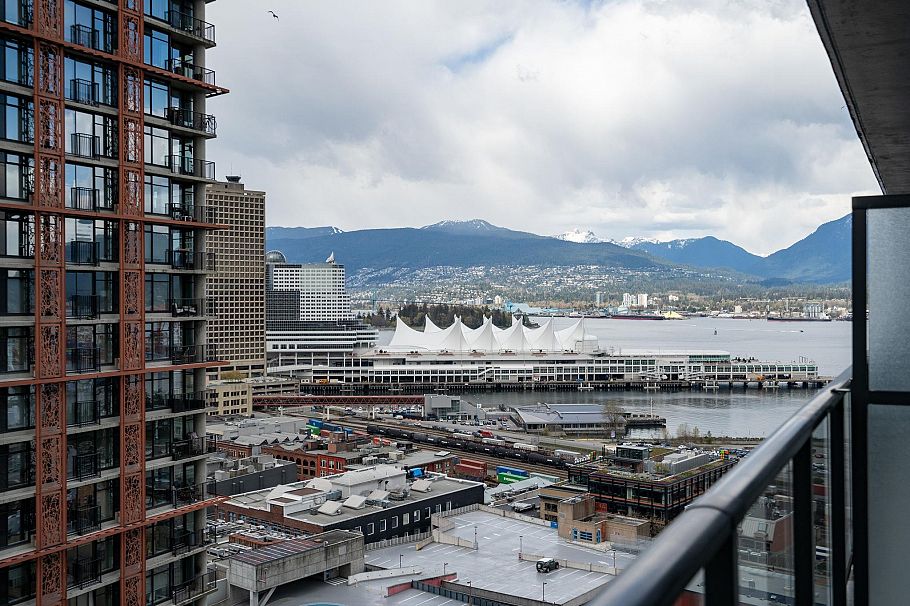 2105 108 W Cordova Street Vancouver, BC - 27