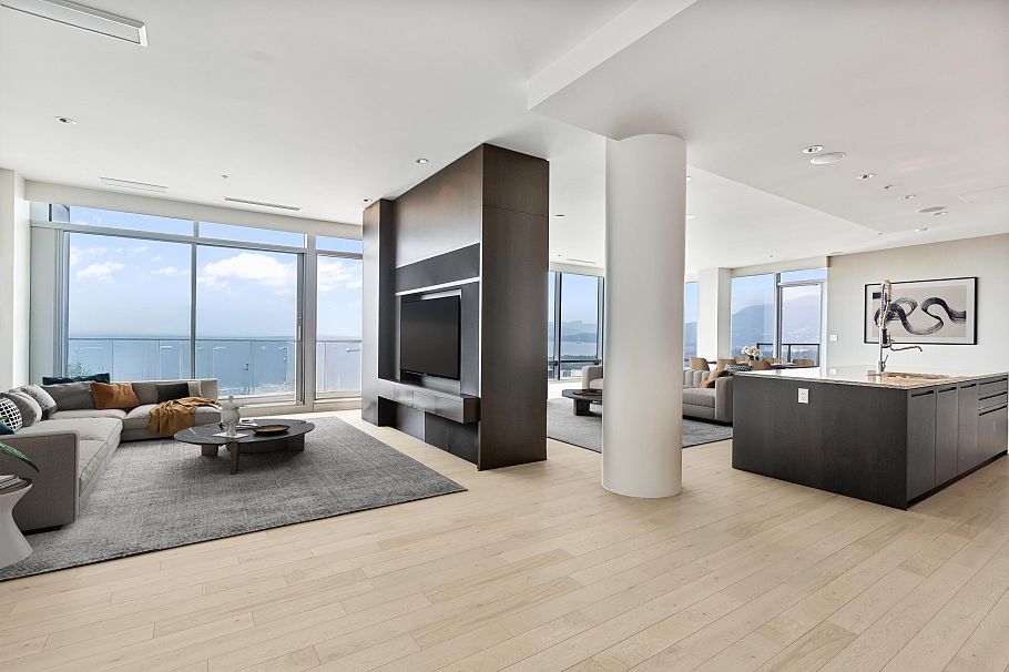 5501 1128 W Georgia Street Vancouver, BC - 6