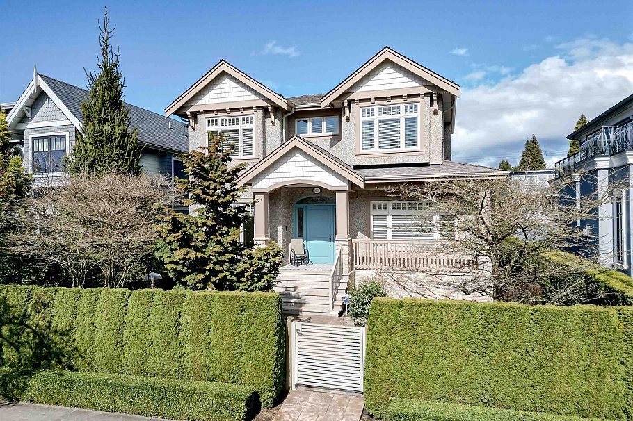 3837 W 3rd Avenue Vancouver, BC - 1