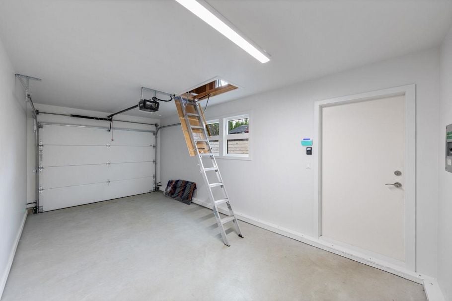 1136 E 26th Avenue Vancouver, BC - 14