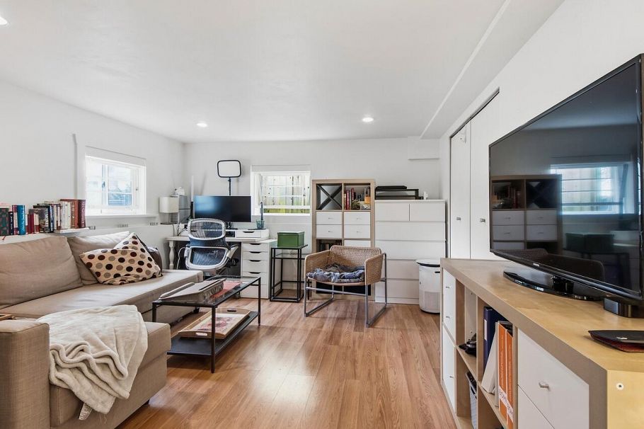 2076 Turner Street Vancouver, BC - 18