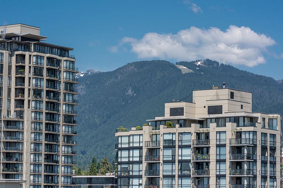 1003 133 E Esplanade North Vancouver, BC - 26