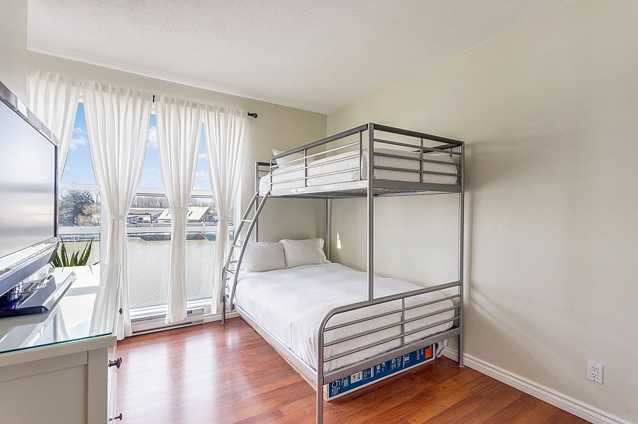 306 1820 E Kent Avenue South Vancouver, BC - 12